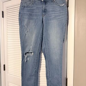 Time and Tru Light Blue Distressed Ankle Jeans